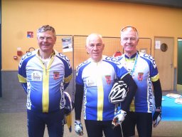 Séances photos &raquo; 2026/03 Séance photo à la gare &raquo; 2014 &raquo; 2014_05_cyclocampeurs_a_calais