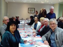 Séances photos &raquo; 2026/03 Séance photo à la gare &raquo; 2019 &raquo; 2019_01_25_repas